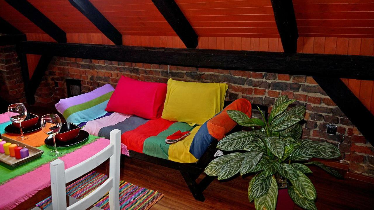 Old Attic House Apartamento Polakowice Exterior foto